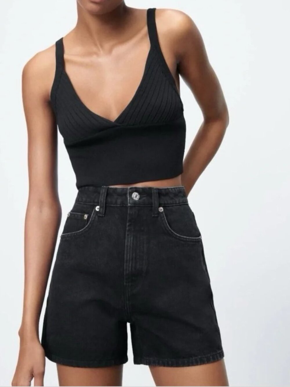 Zara Mom Fit High Rise Denim Shorts Washed Black Faded Charcoal 100% Cotton US 2